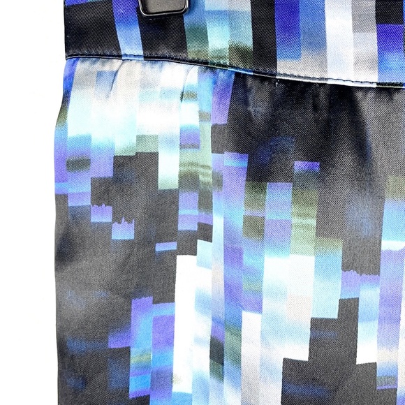DALIA COLLECTION | 👾 Satin Pixelated Pixels Print Pencil Skirt - Picture 8 of 13